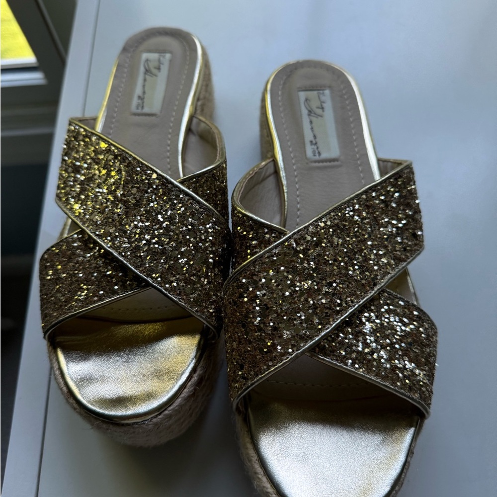 Vintage Havana Gold Glitter Crisscross Platform Mules